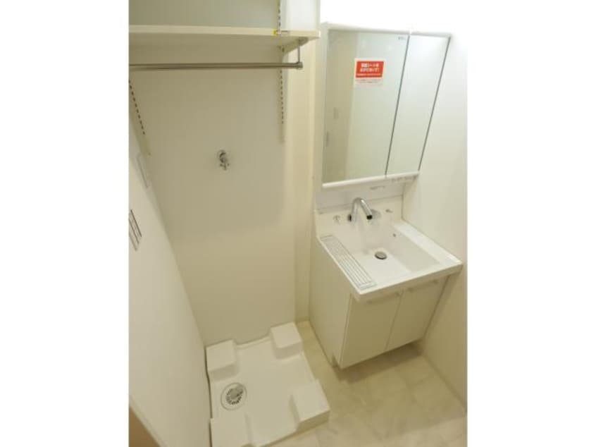  近鉄難波線・奈良線/富雄駅 徒歩3分 2階 築1年