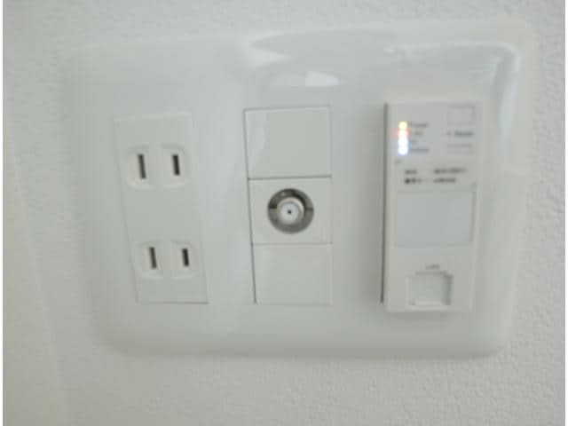  近鉄難波線・奈良線/富雄駅 徒歩3分 2階 築1年