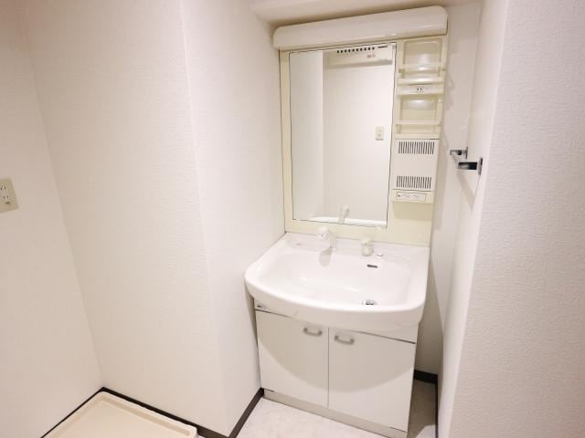  近鉄難波線・奈良線/菖蒲池駅 徒歩12分 1階 築28年