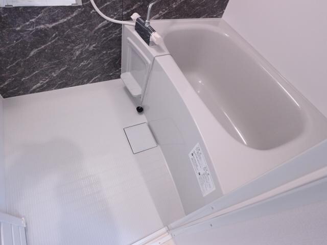  近鉄難波線・奈良線/富雄駅 徒歩3分 1階 1年未満