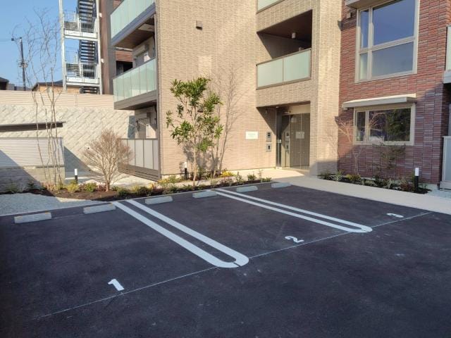  近鉄難波線・奈良線/学園前駅 徒歩6分 1階 1年未満