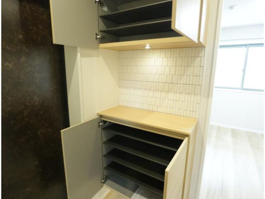  近鉄難波線・奈良線/学園前駅 徒歩6分 1階 1年未満