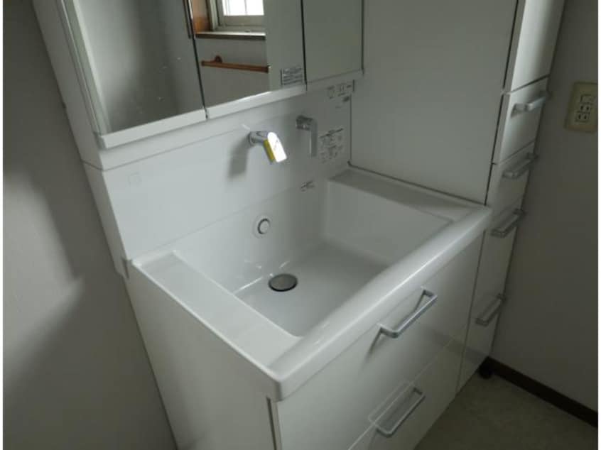  近鉄難波線・奈良線/学園前駅 徒歩12分 1-2階 築32年