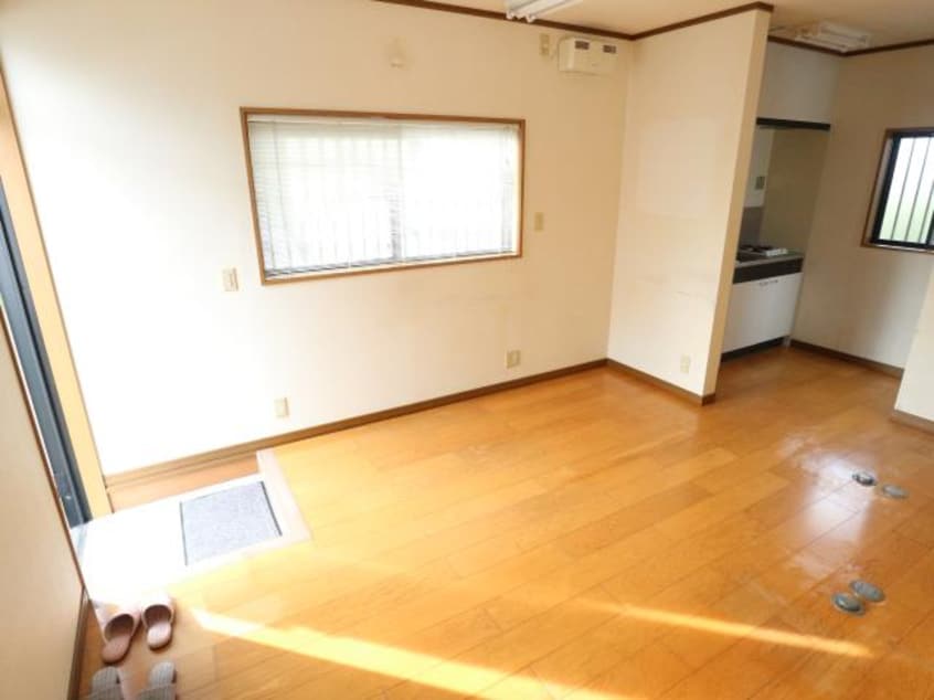  近鉄難波線・奈良線/学園前駅 バス8分中山町西二丁目下車:停歩4分 1階 築21年