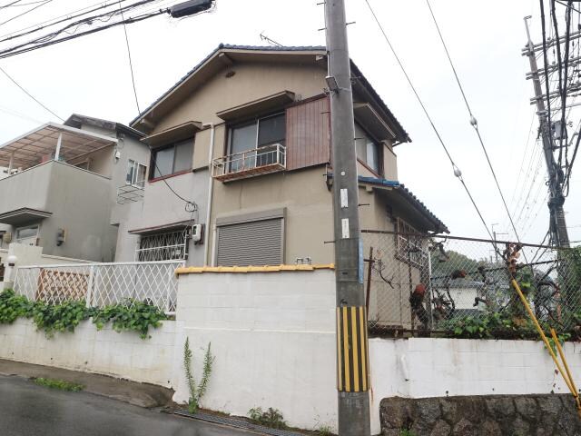  近鉄難波線・奈良線/学園前駅 徒歩15分 1階 築60年