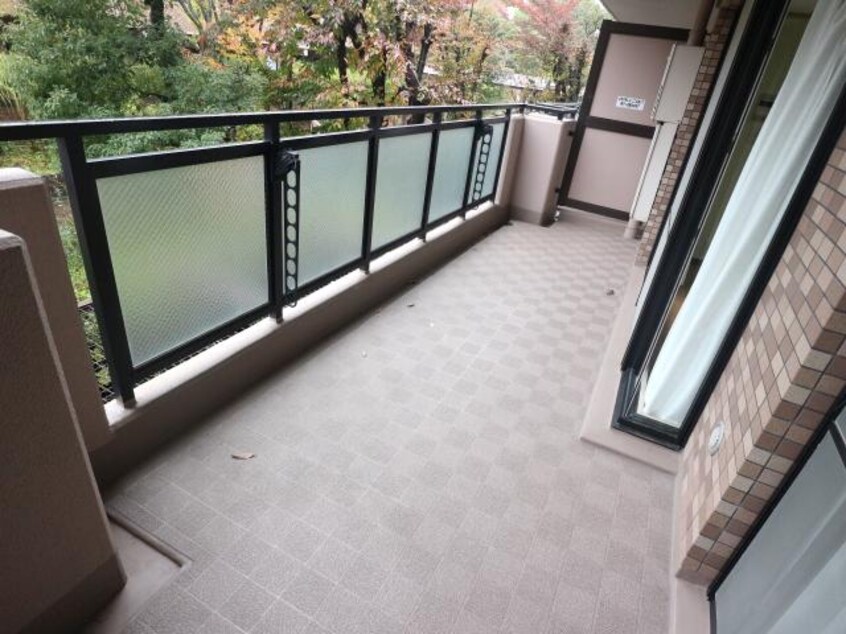  近鉄難波線・奈良線/学園前駅 徒歩10分 2階 築35年