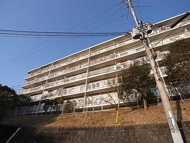  近鉄難波線・奈良線/富雄駅 徒歩18分 3階 築48年