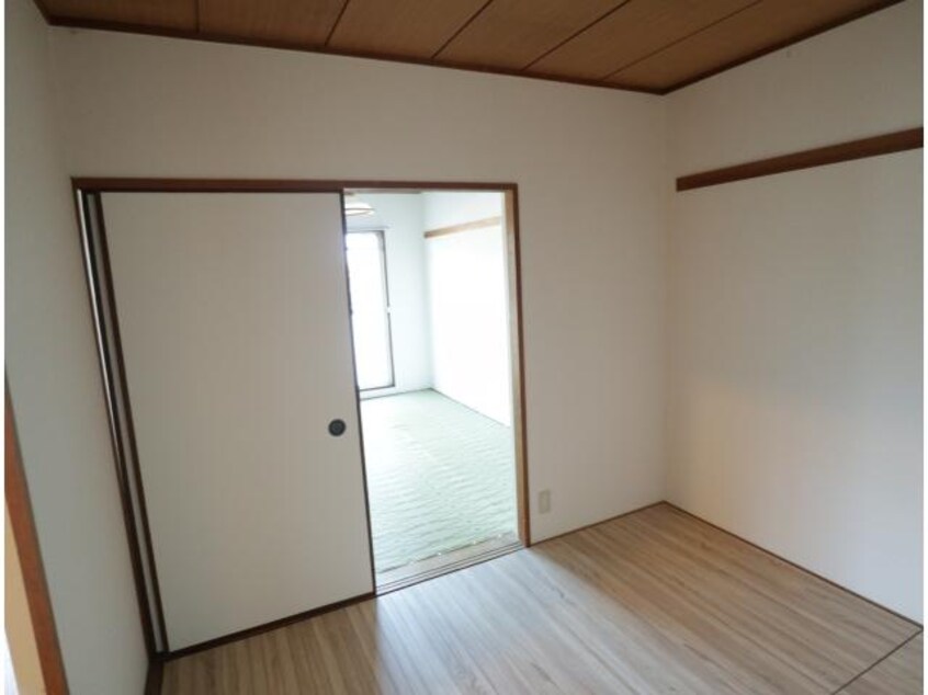  近鉄難波線・奈良線/富雄駅 徒歩18分 3階 築48年