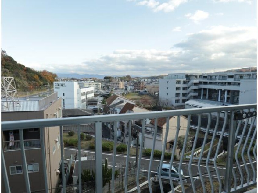 近鉄難波線・奈良線/富雄駅 徒歩18分 3階 築48年