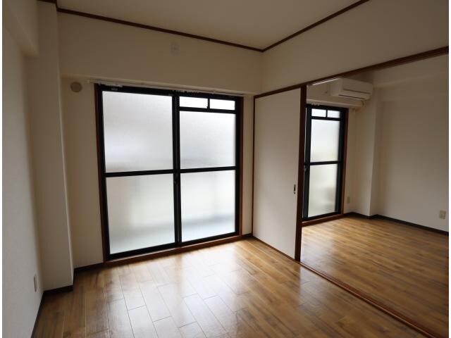  近鉄難波線・奈良線/東生駒駅 徒歩6分 1階 築30年