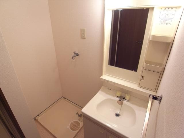  近鉄生駒線/一分駅 徒歩5分 1階 築29年