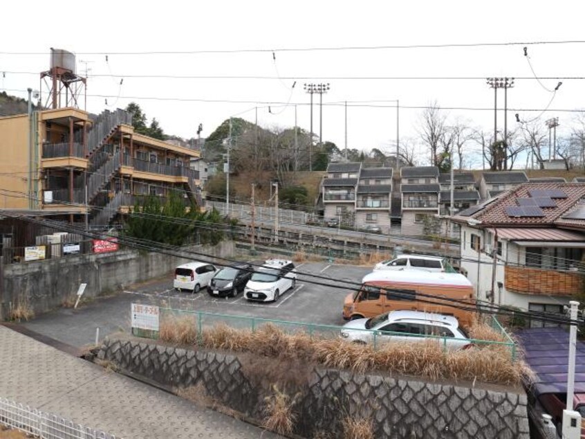  近鉄難波線・奈良線/生駒駅 徒歩8分 2階 築40年