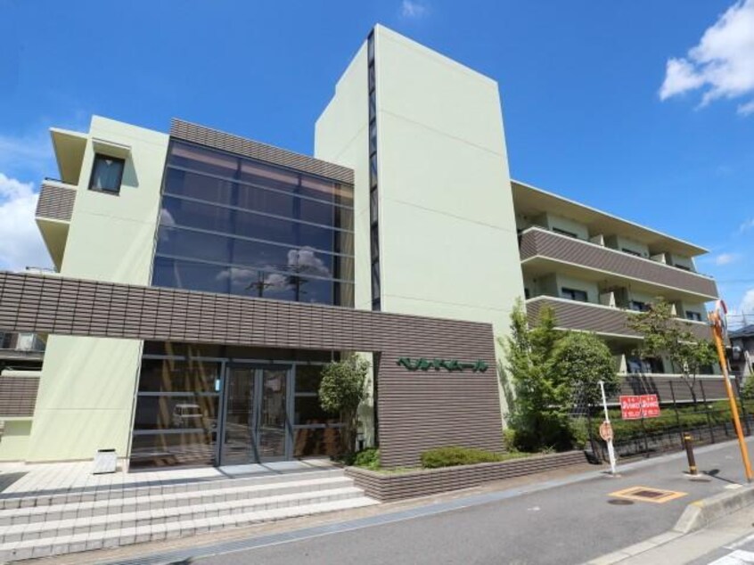  近鉄難波線・奈良線/生駒駅 バス7分松美台下車:停歩1分 1階 築36年