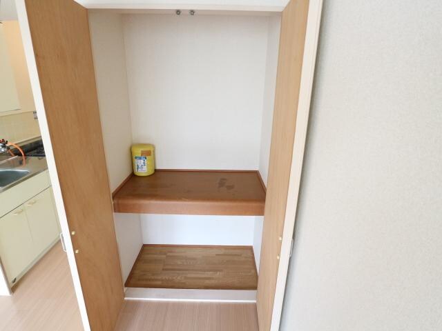  近鉄難波線・奈良線/生駒駅 徒歩10分 2階 築33年