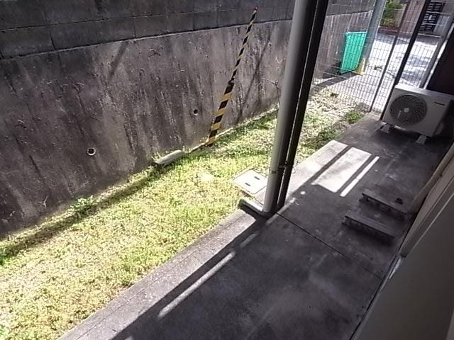  近鉄難波線・奈良線/生駒駅 バス8分松美台下車:停歩1分 1階 築46年