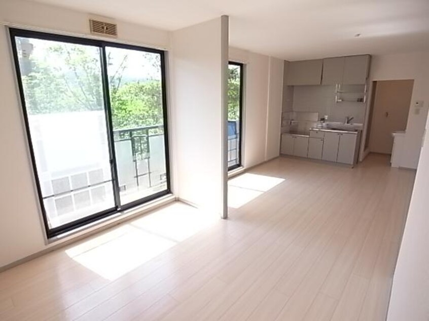  近鉄難波線・奈良線/生駒駅 バス15分田原小学校下車:停歩3分 2階 築32年