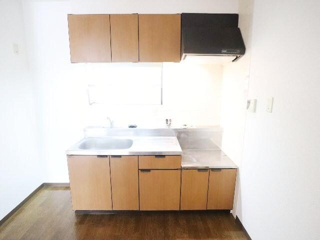 同型タイプ 近鉄難波線・奈良線/生駒駅 バス9分喜里ヶ丘南口下車:停歩1分 2階 築28年