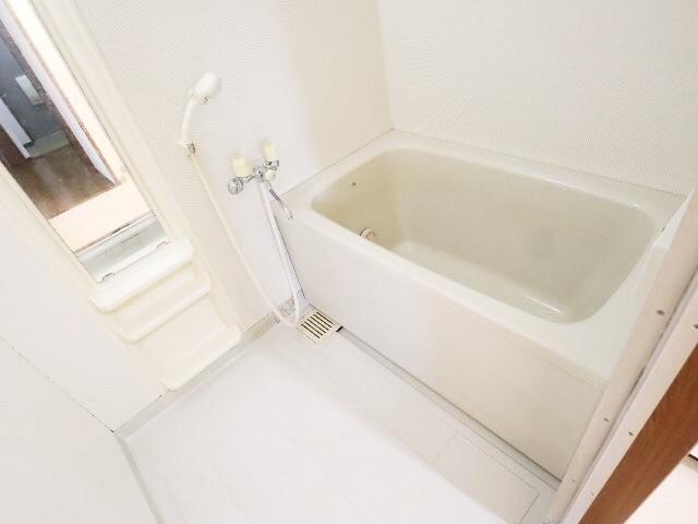  近鉄難波線・奈良線/生駒駅 バス9分喜里ヶ丘南口下車:停歩1分 2階 築28年