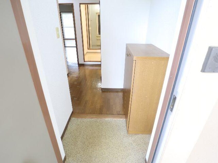  近鉄難波線・奈良線/生駒駅 バス9分喜里ヶ丘南口下車:停歩1分 2階 築28年