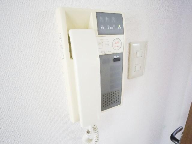  近鉄難波線・奈良線/生駒駅 バス9分喜里ヶ丘南口下車:停歩1分 2階 築28年