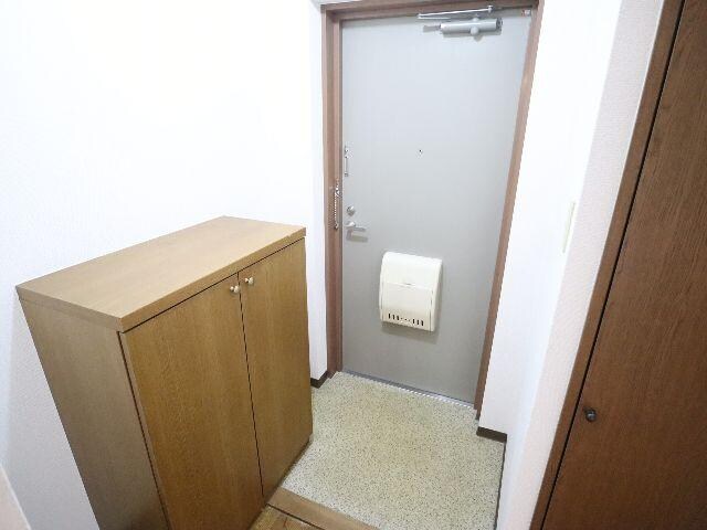  近鉄難波線・奈良線/生駒駅 バス9分喜里ヶ丘南口下車:停歩1分 2階 築28年