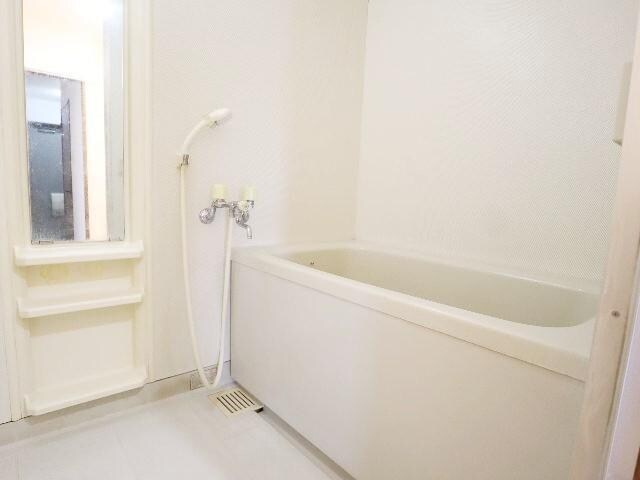  近鉄難波線・奈良線/生駒駅 バス9分喜里ヶ丘南口下車:停歩1分 2階 築28年