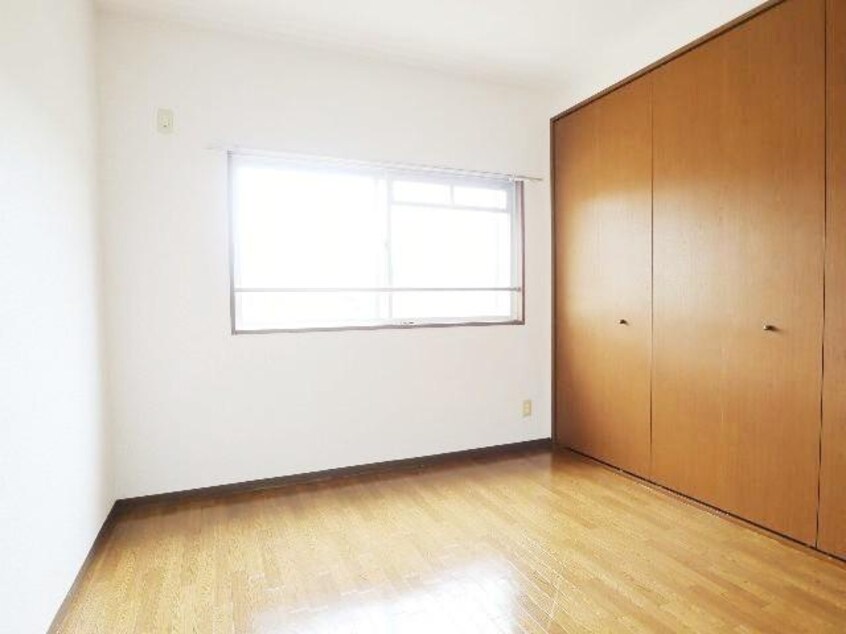  近鉄難波線・奈良線/生駒駅 バス9分喜里ヶ丘南口下車:停歩1分 2階 築28年