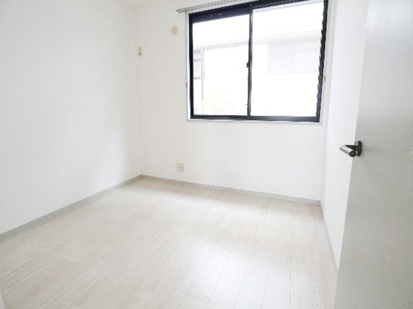  近鉄難波線・奈良線/生駒駅 徒歩18分 1階 築30年