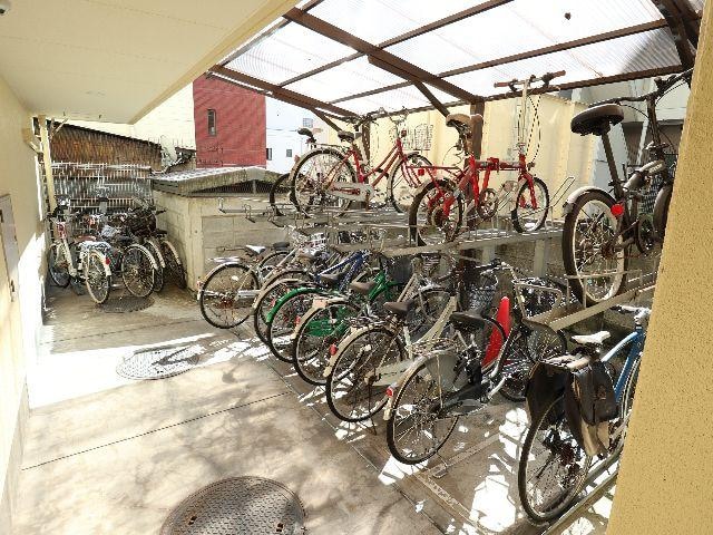  近鉄難波線・奈良線/生駒駅 徒歩4分 3階 築26年