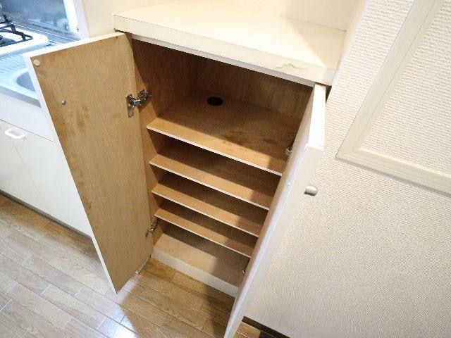  近鉄難波線・奈良線/生駒駅 徒歩4分 2階 築26年