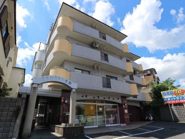  近鉄難波線・奈良線/生駒駅 徒歩18分 3階 築35年