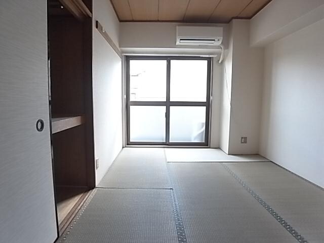  近鉄難波線・奈良線/生駒駅 徒歩18分 3階 築35年
