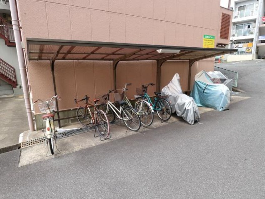  近鉄難波線・奈良線/東生駒駅 徒歩10分 4階 築39年