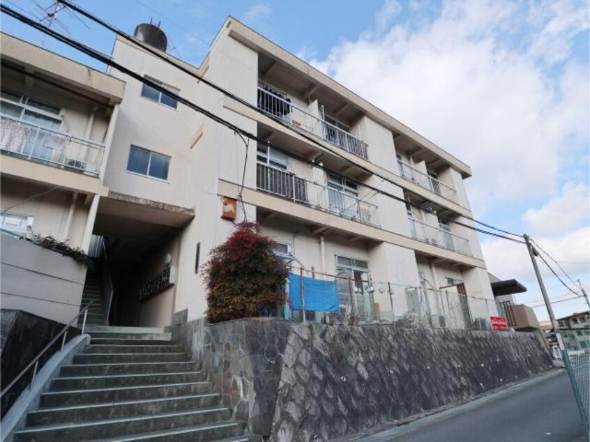  近鉄難波線・奈良線/東生駒駅 徒歩4分 3階 築51年