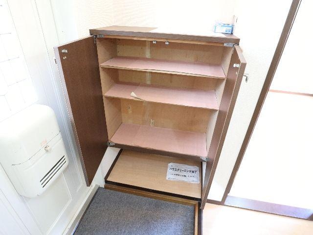  近鉄難波線・奈良線/生駒駅 徒歩10分 1階 築35年