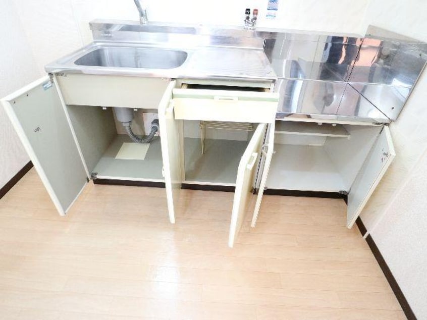  近鉄難波線・奈良線/生駒駅 徒歩10分 1階 築35年