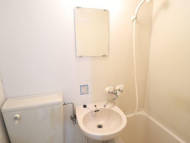  近鉄難波線・奈良線/生駒駅 徒歩10分 1階 築35年