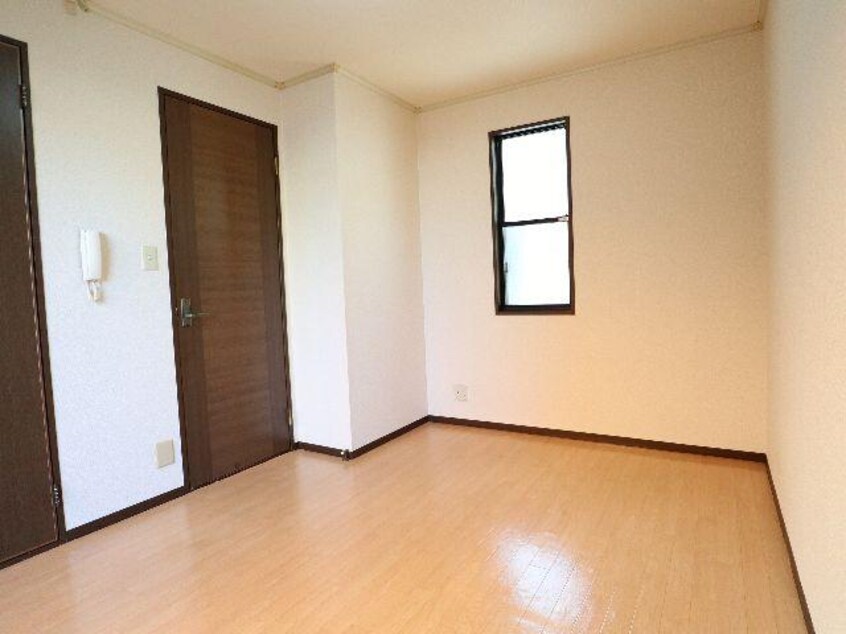  近鉄難波線・奈良線/生駒駅 徒歩10分 1階 築35年