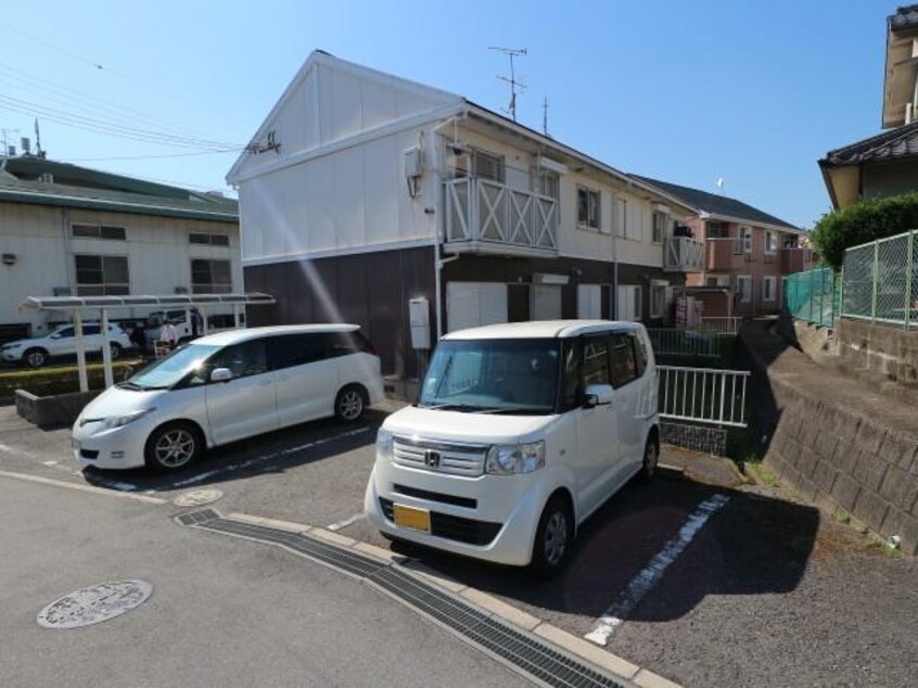  近鉄難波線・奈良線/生駒駅 徒歩13分 1階 築32年