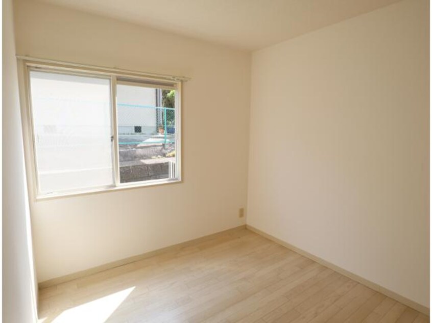  近鉄難波線・奈良線/生駒駅 徒歩13分 1階 築32年