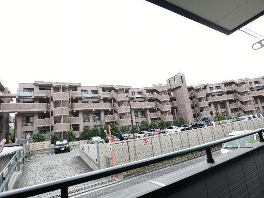  近鉄難波線・奈良線/東生駒駅 徒歩6分 1階 築25年