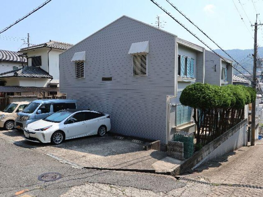  近鉄難波線・奈良線/生駒駅 徒歩11分 2階 築39年