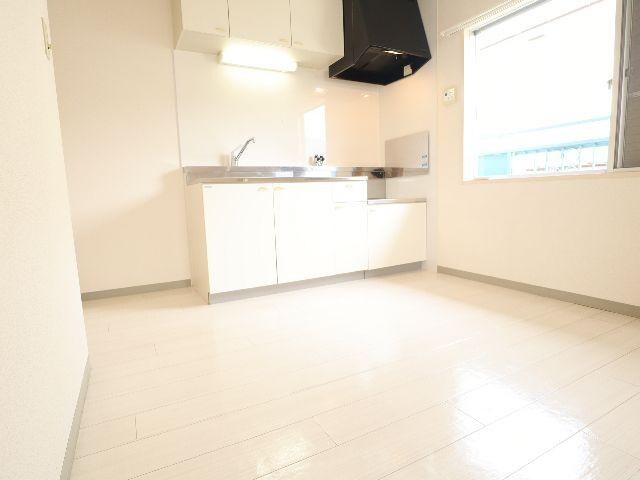  近鉄難波線・奈良線/生駒駅 徒歩11分 2階 築39年