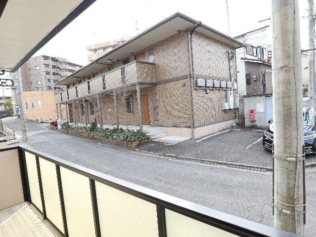  近鉄難波線・奈良線/生駒駅 徒歩10分 1階 築26年