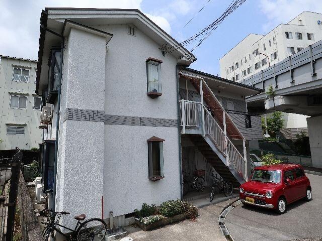  近鉄難波線・奈良線/生駒駅 徒歩4分 2階 築31年