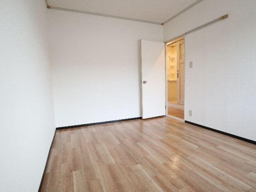  近鉄難波線・奈良線/東生駒駅 徒歩15分 2階 築33年