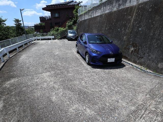  近鉄難波線・奈良線/生駒駅 徒歩6分 1-2階 築35年