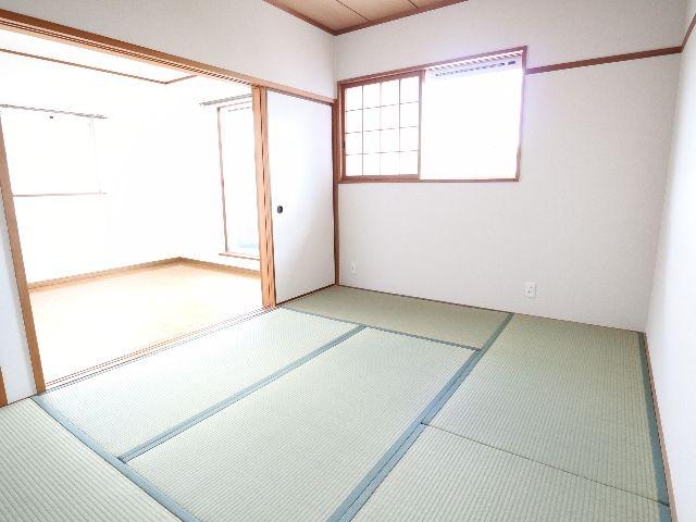  近鉄難波線・奈良線/生駒駅 徒歩6分 1-2階 築35年