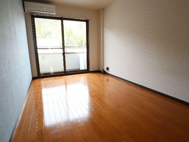  近鉄難波線・奈良線/東生駒駅 徒歩9分 3階 築28年