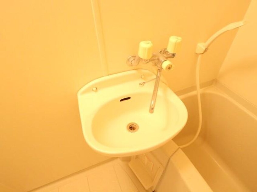  近鉄難波線・奈良線/東生駒駅 徒歩9分 2階 築28年